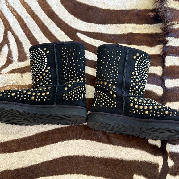 Jimmy Choo UGGS size8 - Picture 2 of 7